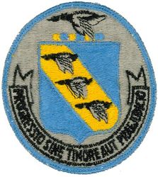 11th Bombardment Wing, Heavy
Translation: PROGRESSIO SINE TIMORE AUT PRAEJUDICIO = Progress Without Fear or Prejudice 
