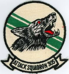 Attack Squadron 305 (VA-305)
VA-305 "Lobos"
1974-1987 (2d insignia)
Established as VA-305 on 1 Jul 1970; VFA-305 on 1 Jan 1987-31 Dec 1994.
LTV A-7A; A-7B Corsair
