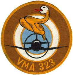 Marine Attack Squadron 323 (VMA-323)
EEstablished as Marine Fighter Squadron 323 (VMF-323) "Death Rattlers" on 1 Aug 1943. Redesignated as Marine Attack Squadron 323 (VMA-323) in Jun 1952; Marine Fighter Squadron 323 (VMF-323) on 31 Dec 1956; Marine Fighter Squadron (All Weather) 323 (VMF(AW)-323) on 31 Jul 1962; Marine Fighter Attack Squadron 323 (VMFA-323) on 1 Apr 1964-.

Vought F4U-1D/4B Corsair, 1943-1953
Grumman F-9F-2 Panther, 1953-1954

Korea. Began combat operations in Jul 1950 from USS Badoeng Strait as part of Marine Aircraft Group 33 (MAG-33), supporting ground forces in the Battle of Pusan Perimeter, Battle of Inchon, Battle of Chosin Reservoir and almost every other major campaign of the conflict and also took part in the attack on the Sui-ho Dam in June 1952.

Korean War Era, Japanese made, fully embroidered 


