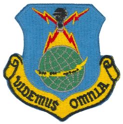 55th Strategic Reconnaissance Wing
Translation: VIDEMUS OMNIA = We See All
