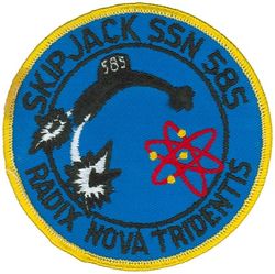 SSN-585 USS Skipjack
Namesake. The skipjack, a type of tuna
Awarded. 5 Oct 1955
Builder. General Dynamics Electric Boat
Laid down. 29 May 1956
Launched. 26 May 1958
Commissioned. 15 Apr 1959
Decommissioned. 19 Apr 1990
Stricken. 19 April 1990
Motto. Radix Nova Tridentis (Latin for "Root of the New Sea Power")
Fate. Entered the Submarine Recycling Program, 17 Mar 1996
Class and type. Skipjack-class attack submarine
Displacement:	
3,075 long tons (3,124 t) surfaced
3,513 long tons (3,569 t) submerged
Length. 251 ft 8 in (76.71 m)
Beam. 31 ft 7.75 in (9.6457 m)
Draft. 29 ft 5 in (8.97 m)
Propulsion:	
1 × S5W reactor
2 × Westinghouse steam turbines, 15,000 shp (11 MW)
1 shaft
Speed. > 20 knots (23 mph; 37 km/h); 31 kn (36 mph; 57 km/h) 
Complement. 93 officers & men
Armament. 6 × 21 in (530 mm) torpedo tubes

