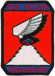 82d Reconnaissance Squadron
This patch was worn from the time the unit was reactivated as the 95 RS in 1991 until it was replaced by the disc-shaped patch in 1994 by order of the CSAF.  -GWO
