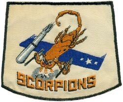Composite Squadron 70 (VC-70)
Established as Composite Squadron SEVENTY (VC-70) on 5 Aug 1944. Disestablished on 6 Oct 1945.

Insignia approved by CNO on 14 Oct 1944. US made, schiffli embroidery on twill.

Deployments.
21 Apr 1945-Sep 1945, CVE-96 USS Salamaua, General Motors FM-2 Wildcat, Grumman TBM-3 Avenger

