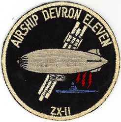 Airship Development Patrol Squadron 11 (ZX-11)
Active from Aug 1950-Dec 1957.
Insignia approved on 31 Aug 1950.
