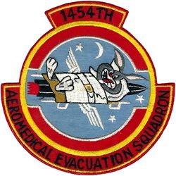 1454th Aeromedical Evacuation Squadron 
German made.
Keywords: Bugs Bunny