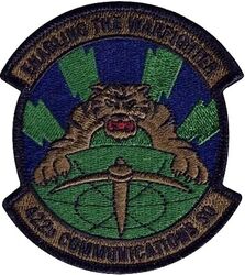 422d Communications Squadron
Keywords: subdued