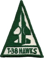 54th Flying Training Squadron H Flight
Possibly an error patch, as H flight was known as the Hawgs. Or, it could have been from the 3501st Pilot Training Squadron H flight as well, before being renumbered at Reese.
