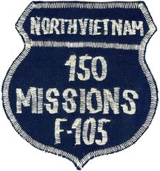 Republic F-105 Thunderchief 150 Missions North Vietnam
Purposely made without red area, RVN made.
