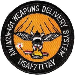 Lear Siegler F-4 AN/ARN-101 Weapons Delivery System
Digital navigation/weapons delivery system for the F-4. Official company patch.
