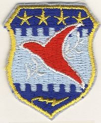 301st Air Refueling Wing, Heavy
Hat or scarf patch possibly.
