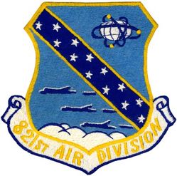 821st Air Division
Established as 821 Air Division on 22 Aug 1958. Activated on 1 Jan 1959. Redesignated 821 Strategic Aerospace Division on 15 Feb 1962. Inactivated on 30 Jun 1971.

Emblem approved on 8 Jul 1959.

Japanese made

