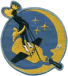Composite Squadron 3 (VC-3)
Established as Composite Squadron THREE (VC-3) on 26 Aug 1943. Disestablished on 28 Oct 1945. 
Insignia approval unknown. US made, schiffli embroidery on twill.

Deployments. 
Feb 1944-July 1944, CVE-27 USS Suwannee, General Motors FM-2 Wildcat, Grumman TBM-1C Avenger
9 Apr 1944-1 May 1944, CVE-68 USS Kalinin Bay, General Motors FM-2 Wildcat, Grumman TBM-1C Avenger
30.May 1944-1 Nov 1944, CVE-68 USS Kalinin Bay, General Motors FM-2 Wildcat, Grumman TBM-1C Avenger
4 Jul 1944-9 Aug 1944, CVE-57 USS Coral Sea, Grumman	F4F-4 Wildcat, Grumman TBF-1C Avenger

