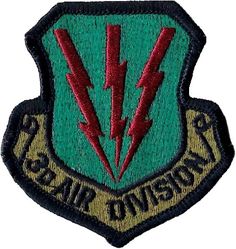 3d Air Division
Keywords: subdued