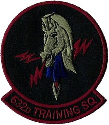 532d Training Squadron
Keywords: subdued