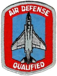 Tactical Air Command F-4 Air Defense Qualified
These aircraft specific qualification patches replaced the ADC ones when ADC was absorbed by TAC in 1979. Part of Air Defense, Tactical Air Command (ADTAC), which was active 79-85. Worn into the 1980s then discontinued. With short lived gray border.
