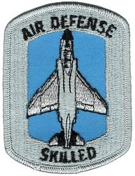 Tactical Air Command F-4 Air Defense Skilled
These aircraft specific qualification patches replaced the ADC ones when ADC was absorbed by TAC in 1979. Part of Air Defense, Tactical Air Command (ADTAC), which was active 79-85. Worn into the 1980s then discontinued.
