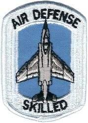 Tactical Air Command F-4 Air Defense Skilled
These aircraft specific qualification patches replaced the ADC ones when ADC was absorbed by TAC in 1979. Part of Air Defense, Tactical Air Command (ADTAC), which was active 79-85. Worn into the 1980s then discontinued. Very light gray version.
