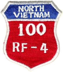 McDonnell Douglas RF-4 Phantom II 100 Missions North Vietnam
Japan made.
