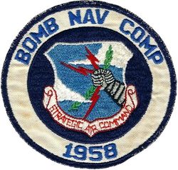 Strategic Air Command Bomb-Nav Competition 1958
The Tenth Annual Bombing and Navigation Competition featured four crews
each from 38 SAC wings (two B-36s, 26 B-47s, one RB-47, 10 B-52s) and eight RAF
crews flying Valiants. The B-47s, RB-47s and Valiants staged at March AFB with the B-
36s and B-52s at Castle AFB.
