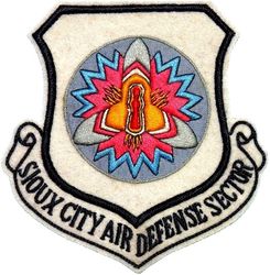 Sioux City Air Defense Sector
Blazer patch, on felt. Possible repro.
