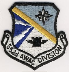 552d Airborne Warning and Control Division
Established as 552 Airborne Early Warning and Control Wing on 30 Mar 1955. Activated on 8 Jul 1955. Redesignated as 552 Airborne Early Warning and Control Group on 1 Jul 1974. Inactivated on 30 Apr 1976. Redesignated as 552 Airborne Warning and Control Wing on 5 May 1976. Activated on 1 Jul 1976. Redesignated as: 552 Airborne Warning and Control Division on 1 Oct 1983; 552 Airborne Warning and Control Wing on 1 Apr 1985; 552 Air Control Wing on 1 Oct 1991.

Emblem approved on 6 Feb 1956.
